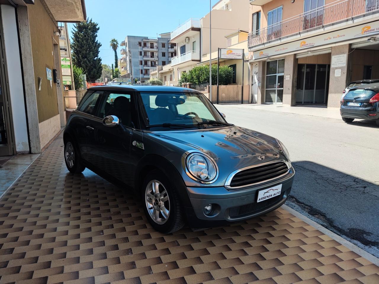 Mini Cooper R56 1.4 Ray OK NEOP.