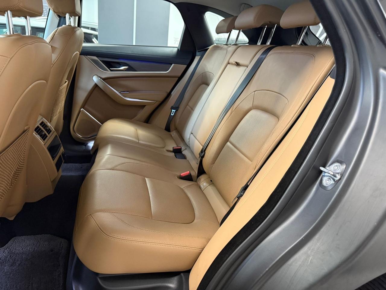 Jaguar F-Pace 2.0 D 204 CV AWD aut. S