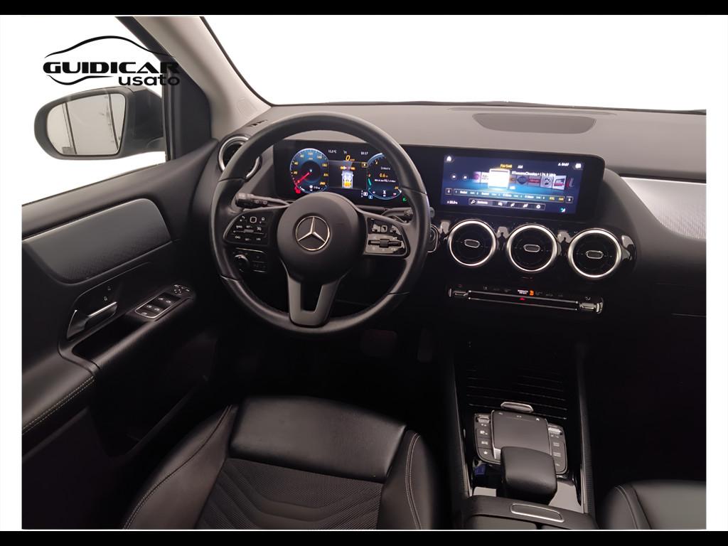 Mercedes-Benz Classe B - W247 2018 - B 180 d Sport auto