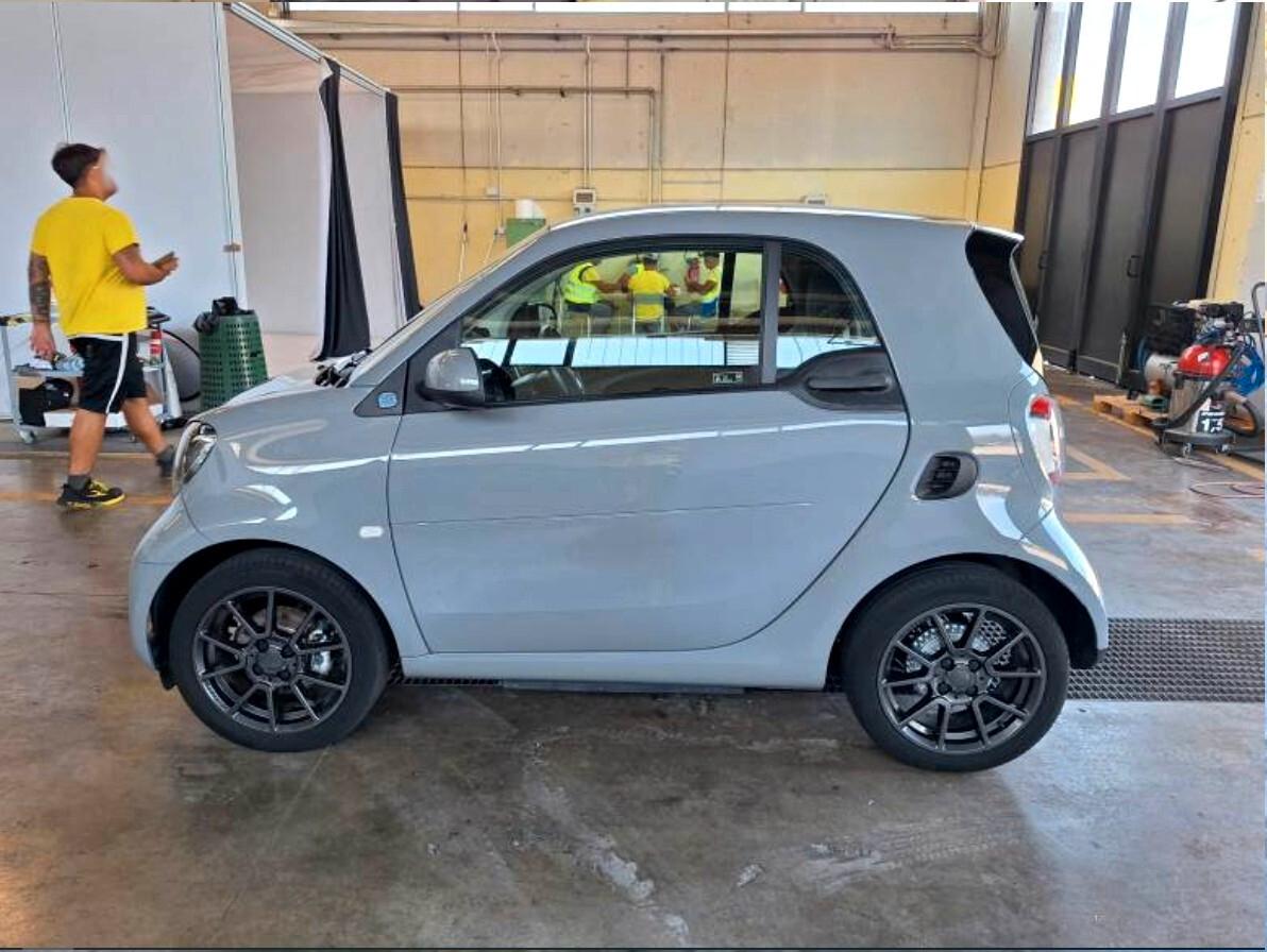 Smart ForTwo EQ Racingrey (22kW) Full Optional PREZZO VERO Unipro IVA DEDUC.