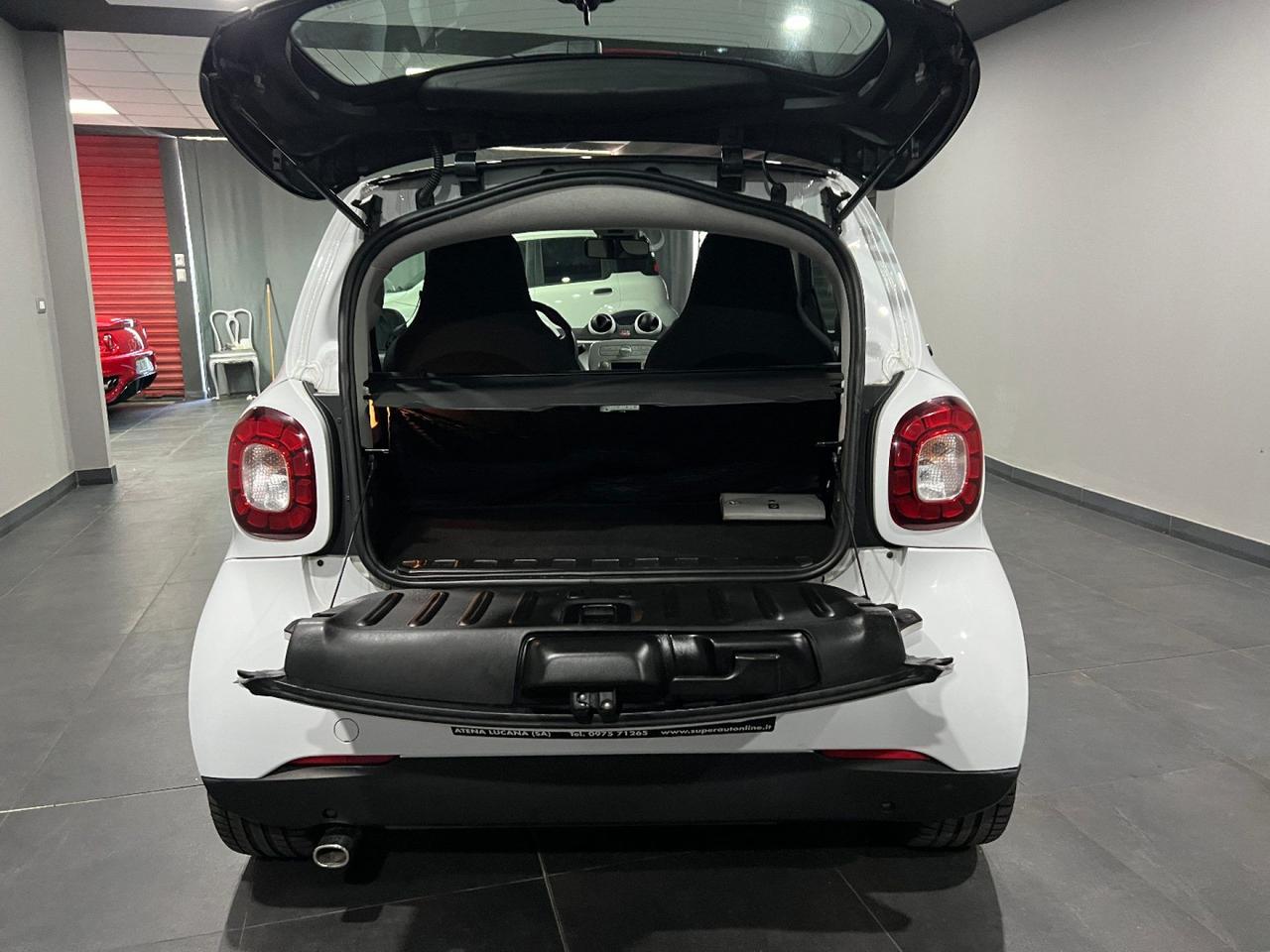 smart forTwo 90 0.9 Turbo twinamic Passion