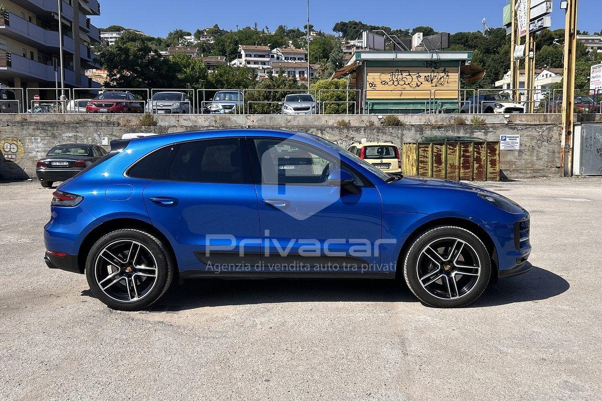 PORSCHE Macan 2.0