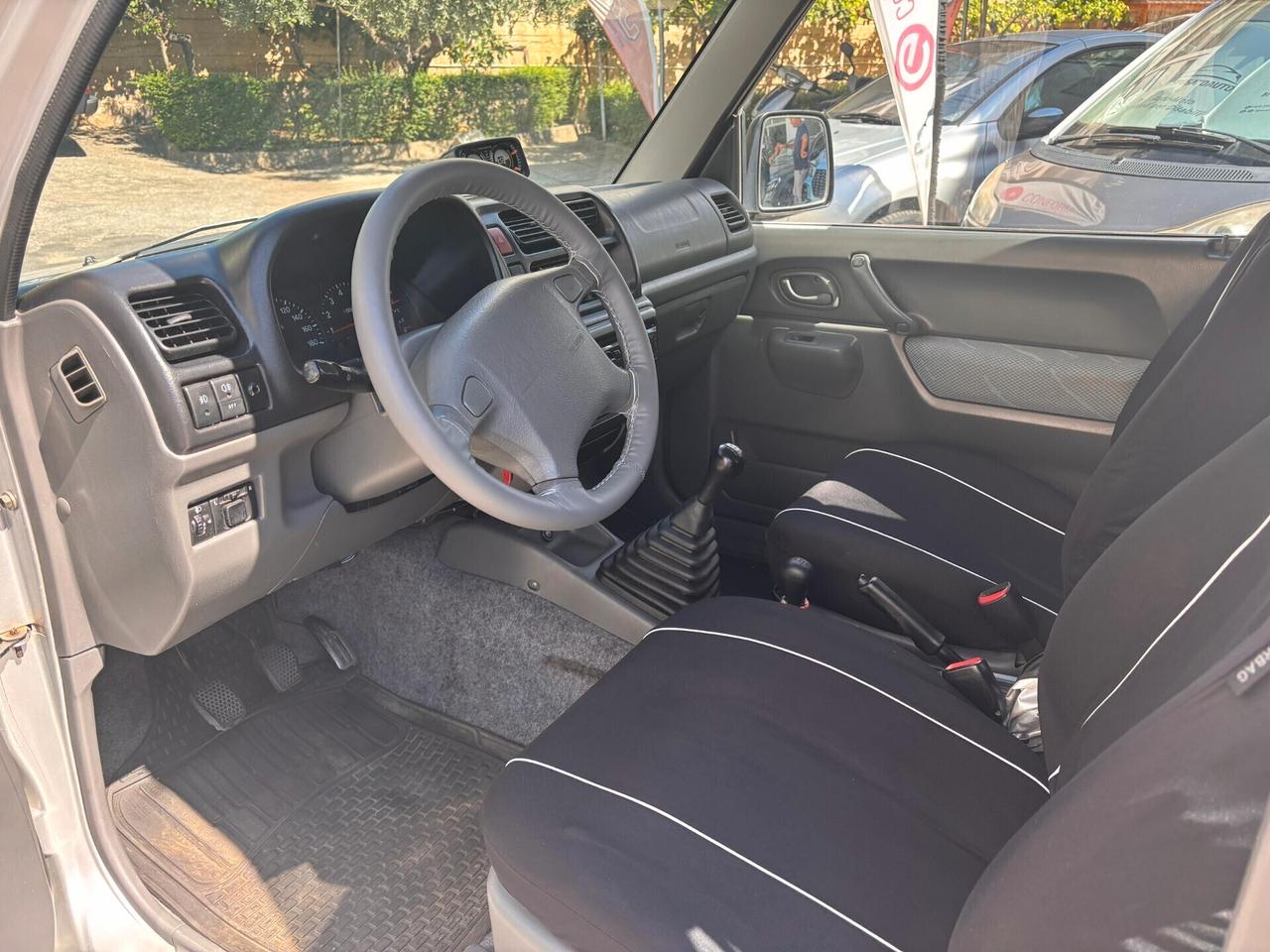 Suzuki Jimny 1.3i 16V cat 4WD JLX GPL