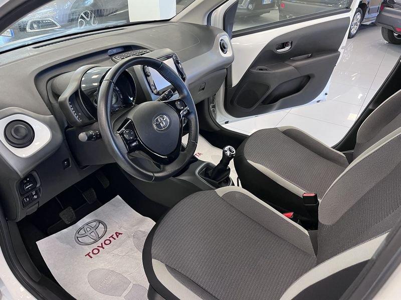 Toyota Aygo Connect 1.0 VVT-i 72 CV 5 porte x-fun