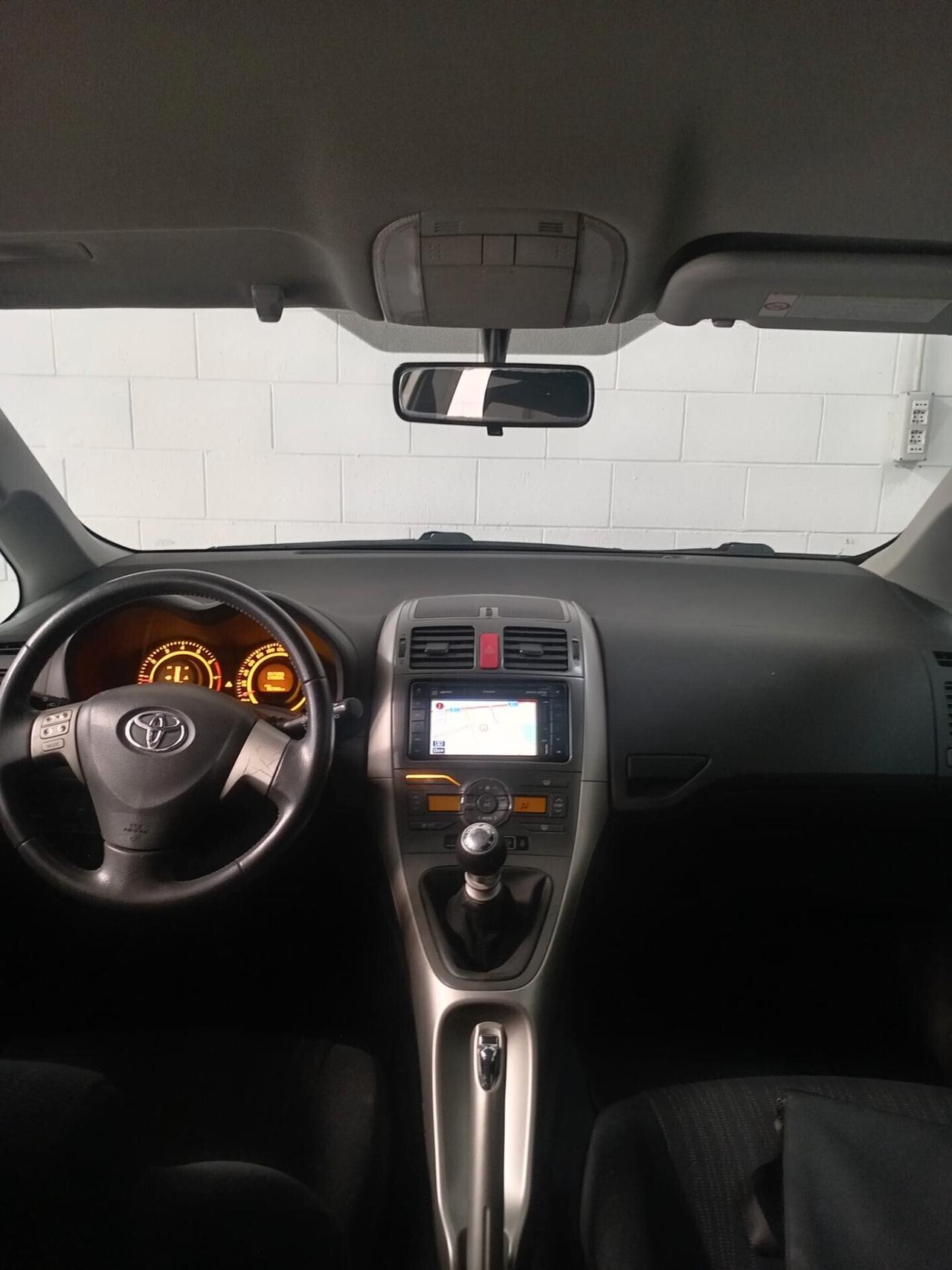 Toyota Auris 1.3 Benzina Neopatentati