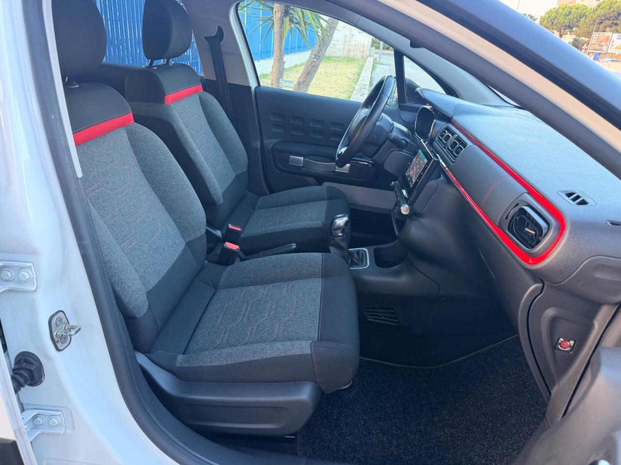 Citroen C3 1.5 diesel 102 cv 2019 navig Retrocamera