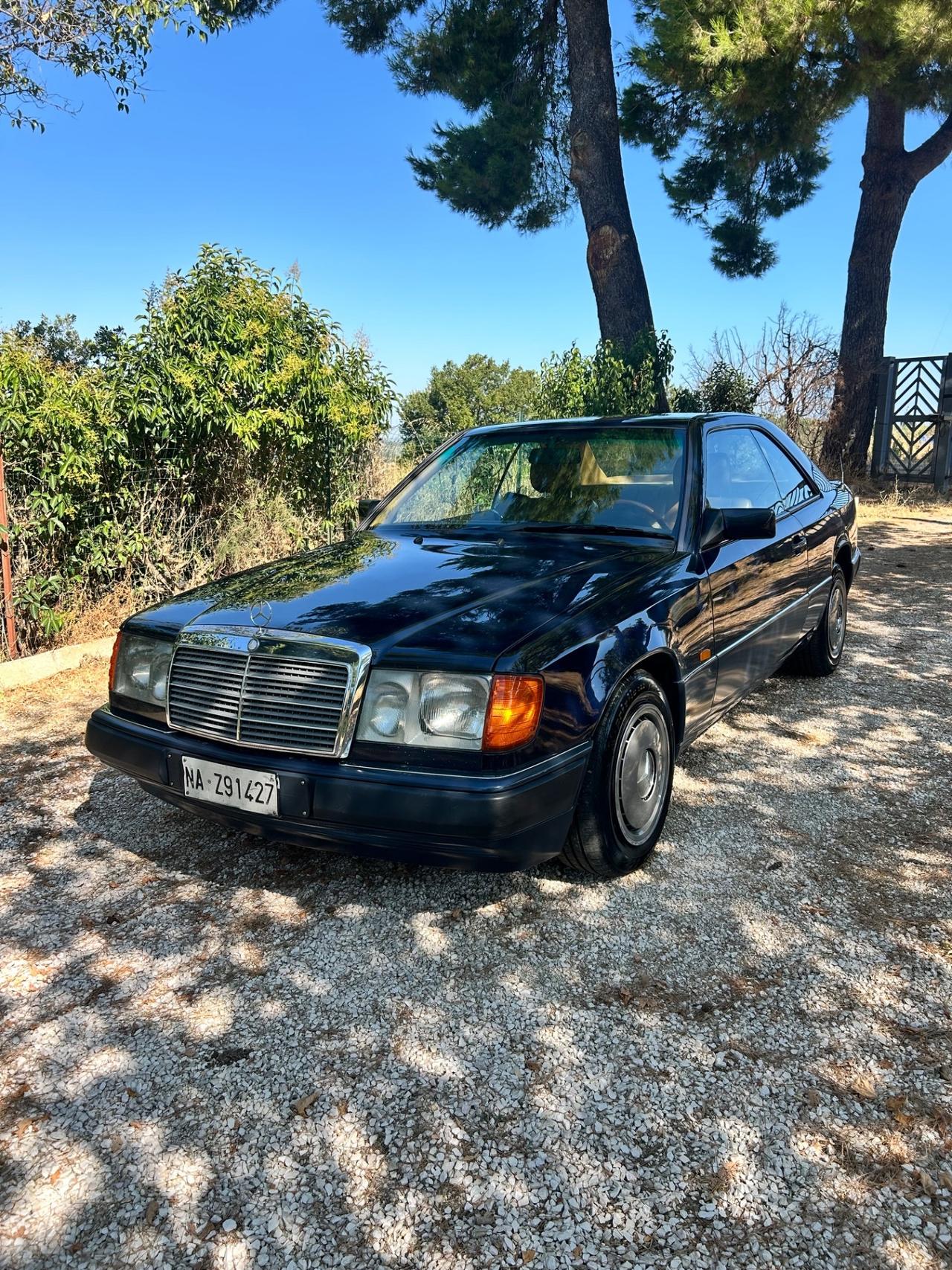 Mercedes-benz 300 200 CE cat Coupé