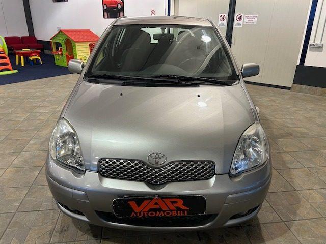 TOYOTA Yaris 1.0i 16V 5 porte "NEOPATENTATI"