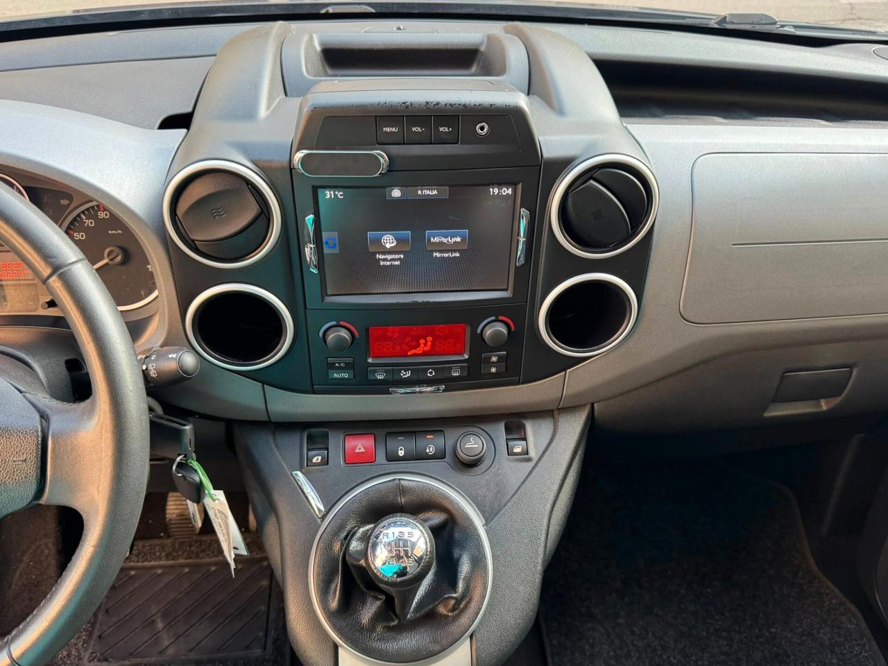 PEUGEOT PARTNER TEPEE 1.6 HDI 120 OUTDOOR 5 POSTI