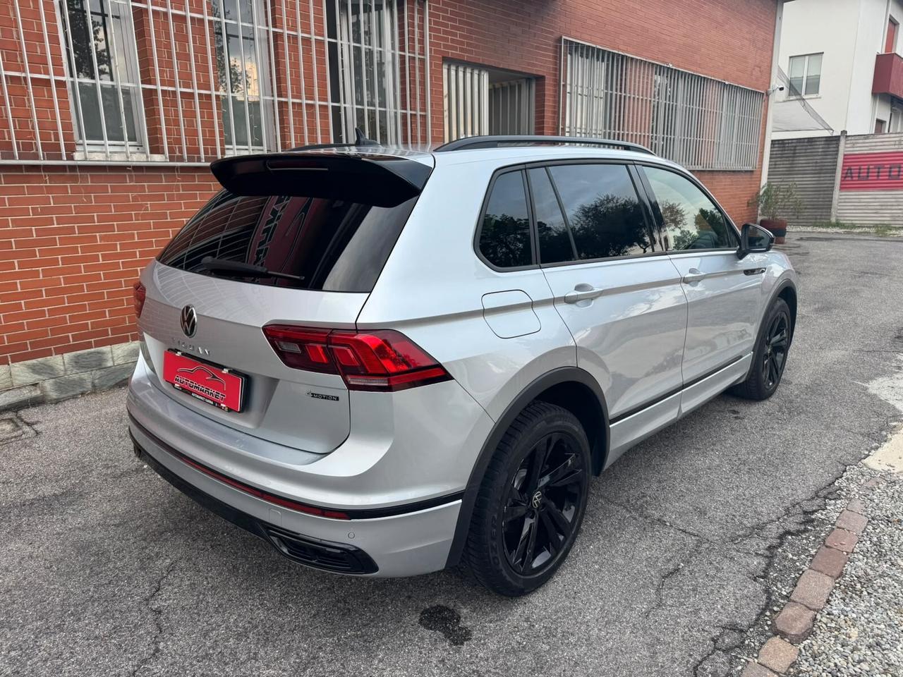 Volkswagen Tiguan 2.0 tdi R-Line 4motion 200cv dsg