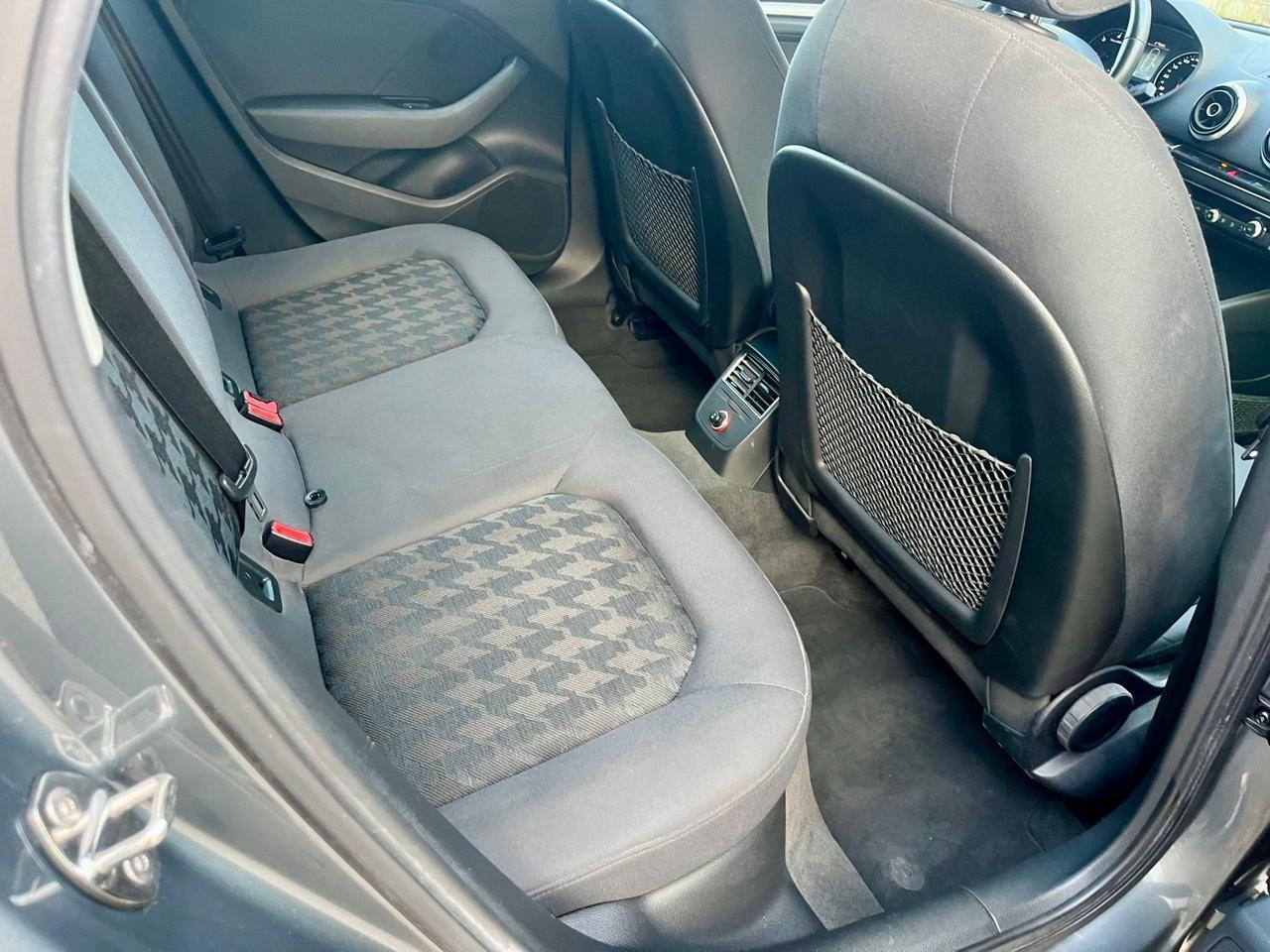 Audi A3 1.6tdi 2014 85.000km c.automatico perfetta