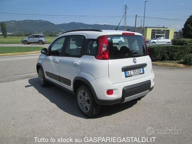 FIAT Panda 0.9 TwinAir Turbo S&S 4x4 IVA ESPOSTA