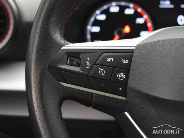 SEAT Arona 1.0 TGI FR Fari LED, Retrocamera, Full Link