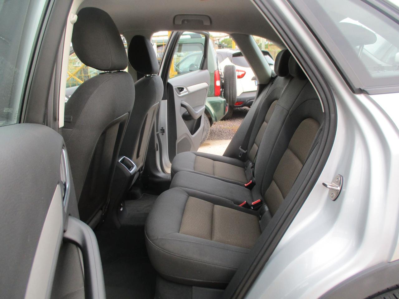 Audi Q3 2.0 TDI 140 CV S tronic S-LINE 2014