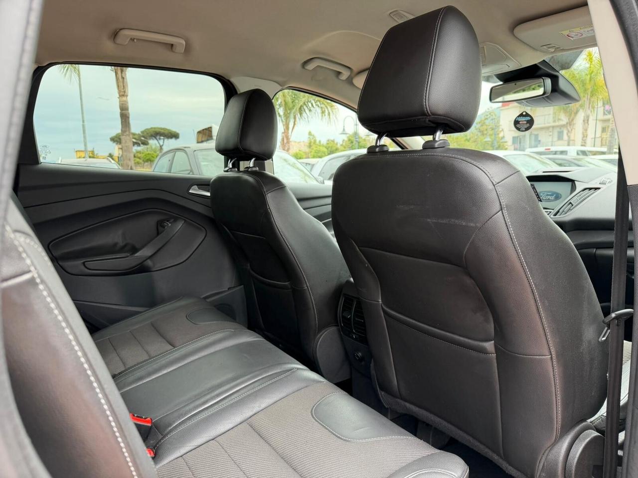 Ford Kuga 2.0 TDCI 150 CV S&S 2WD Titanium