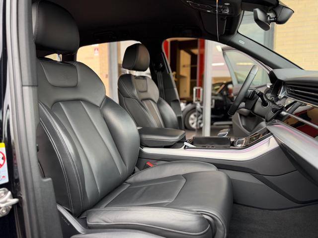 AUDI Q7 45 TDI quattro tiptronic Business SPORT (S LINE )