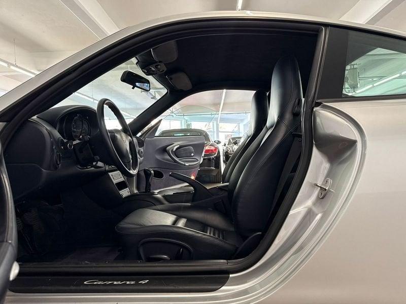 Porsche 911 911 Coupe 3.6 Carrera 4 320cv