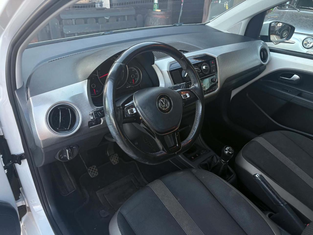 Volkswagen up! 1.0 75 CV 5p. high