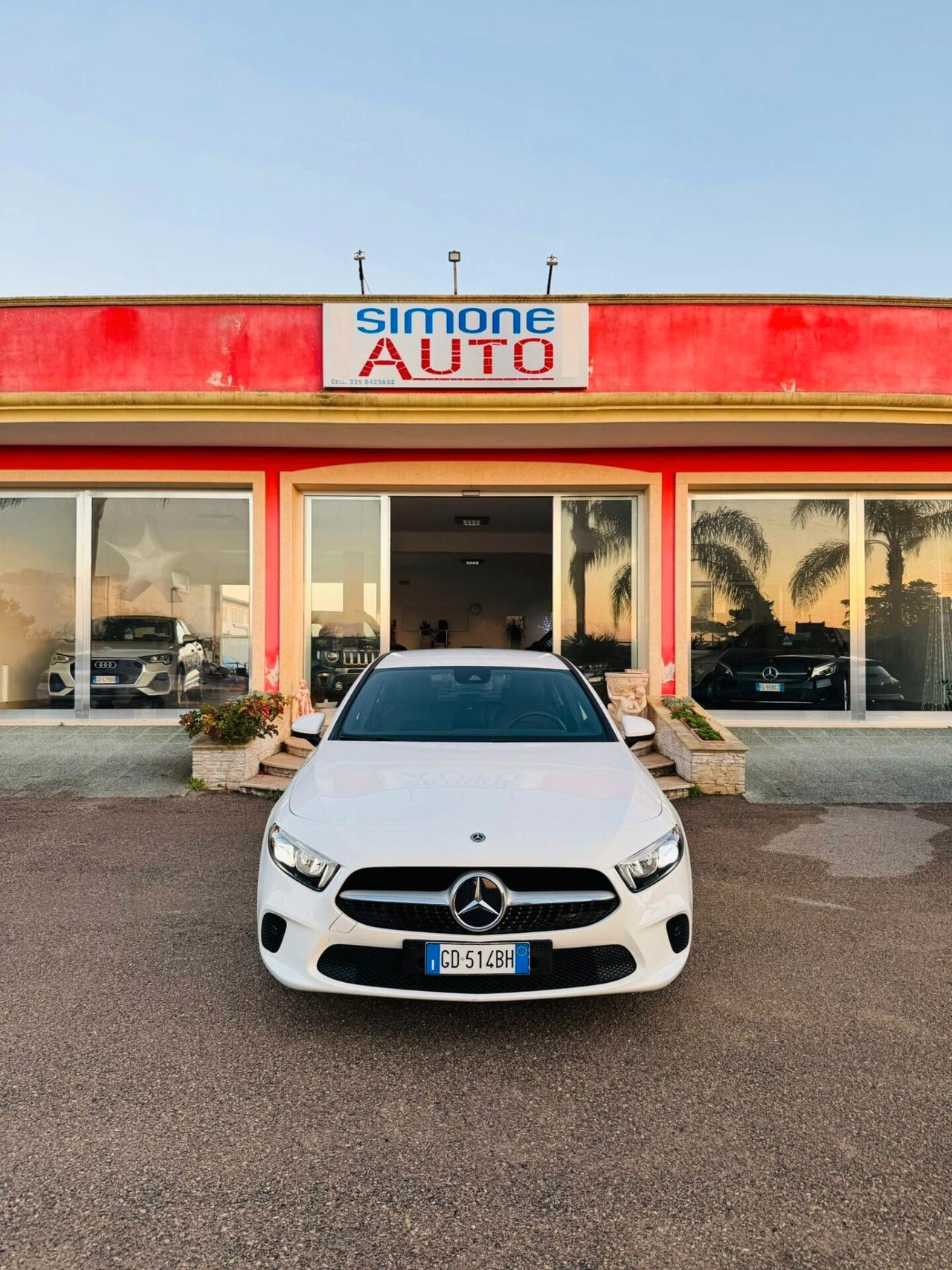 Mercedes-benz A 180d Automatic Sport Plus Led Ambient