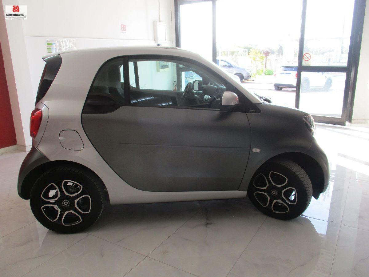 SMART Fortwo 70 1.0 t.amic Passion-2018 KM70000
