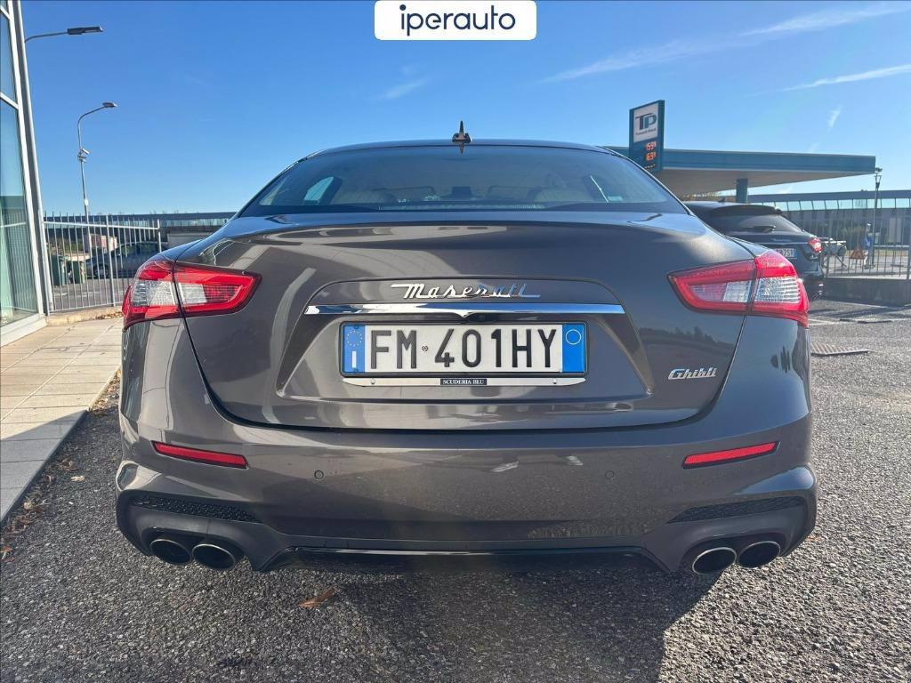 MASERATI Ghibli 3.0 V6 bt Gransport 350cv auto del 2017