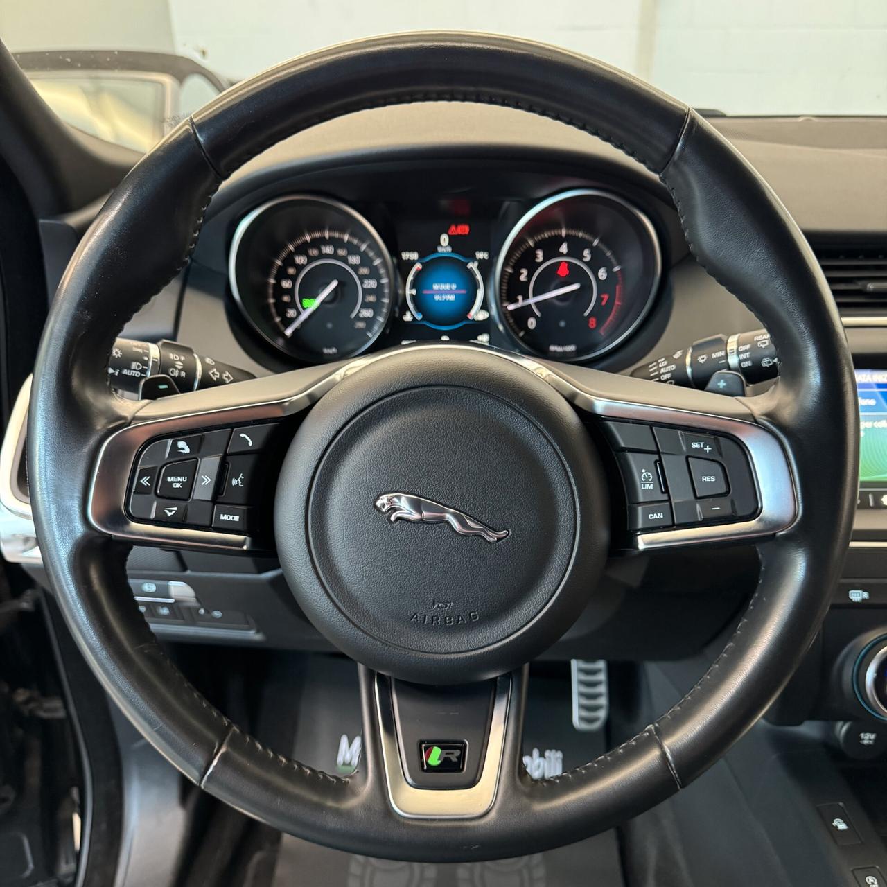 Jaguar E-Pace R-Dynamic P250 AWD 2.0cc 249cv Tagliandi ufficiali Finanziabile