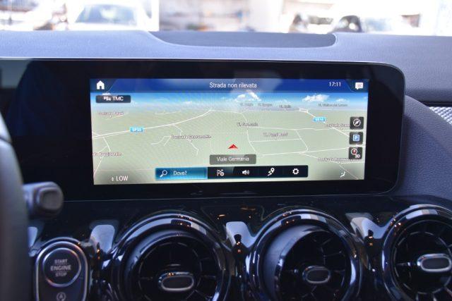 MERCEDES-BENZ GLA 180 d Automatic Business Extra *NAVIGATRE,TELECAMERA*