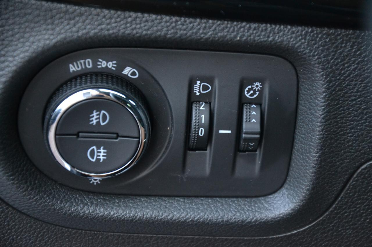 Opel Astra 1.6 CDTi 110CV 4 CILINDRI INNOVATION **UNIPRO'**