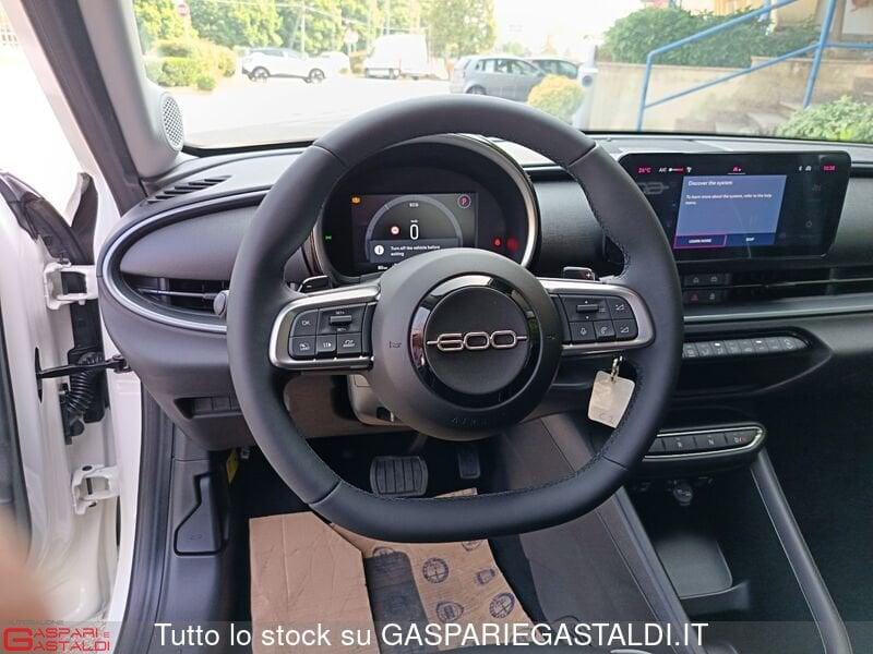 FIAT 600 Hybrid 100 CV DCT MHEV