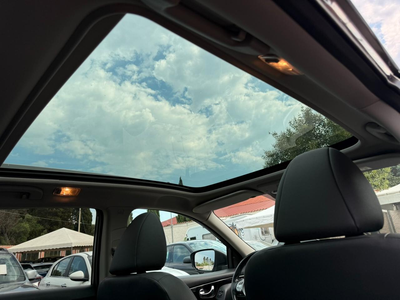 Nissan Qashqai 1.5 dCi Tekna - 2014