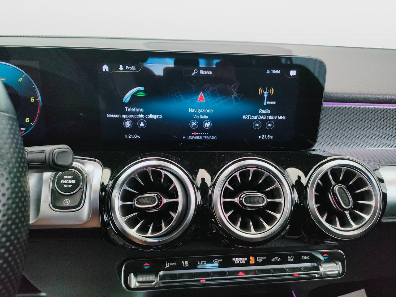 Mercedes-Benz GLB - X247 2019 - GLB 200 d Premium auto