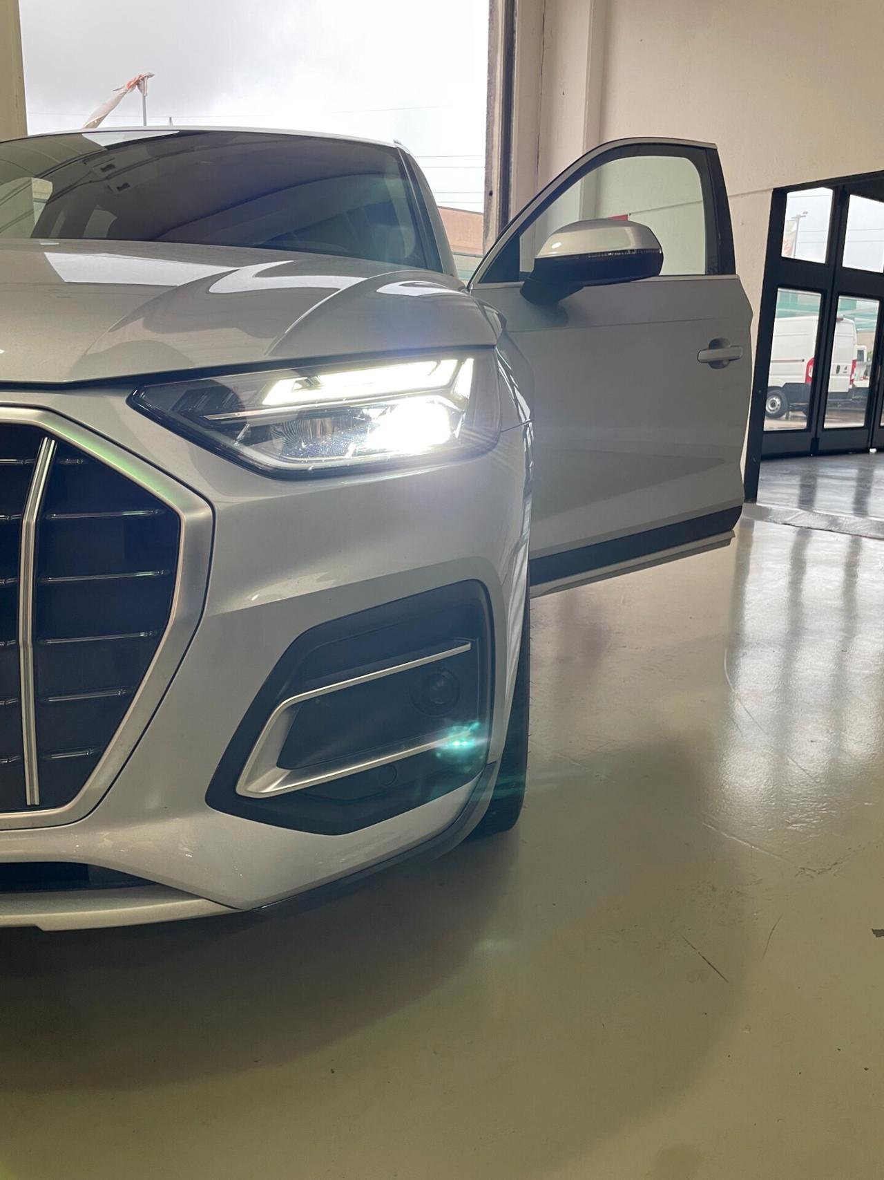 Audi Q5 35 TDI S tronic Business