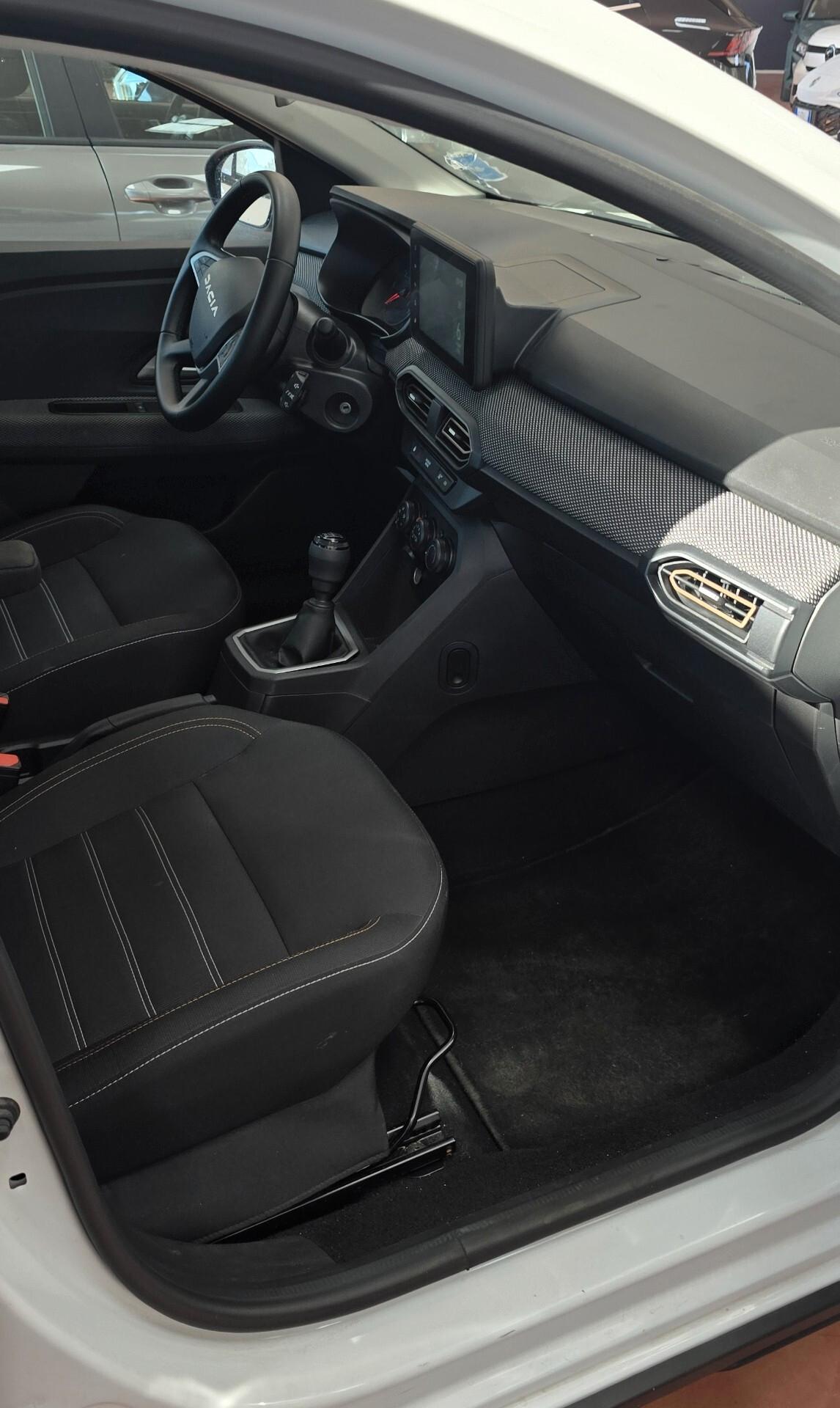Dacia Sandero Stepway 1.0 TCe 90 CV (66 kW) Expression – Il Crossover Pratico ed Economico
