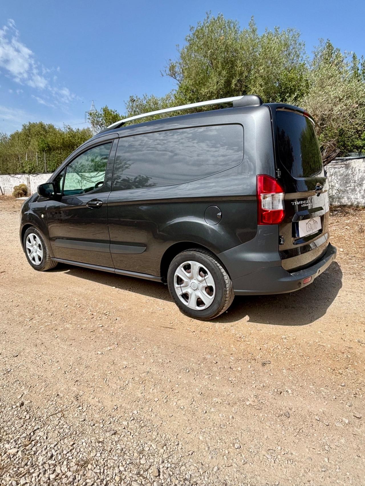 Ford Transit Courier 1.5 TDCI 75 CV Titanium