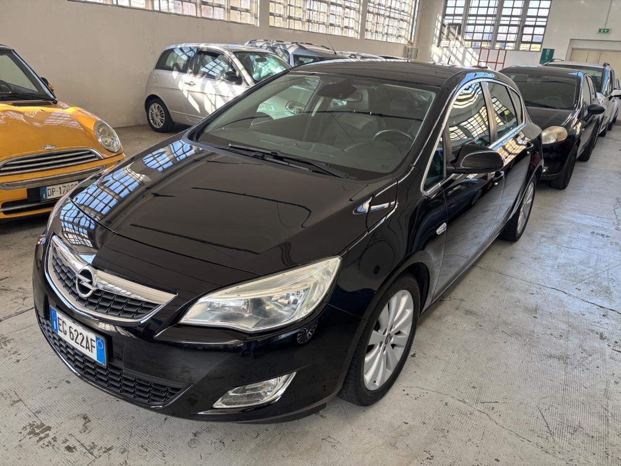 Opel Astra 1.4 Turbo 140CV 5 porte Cosmo