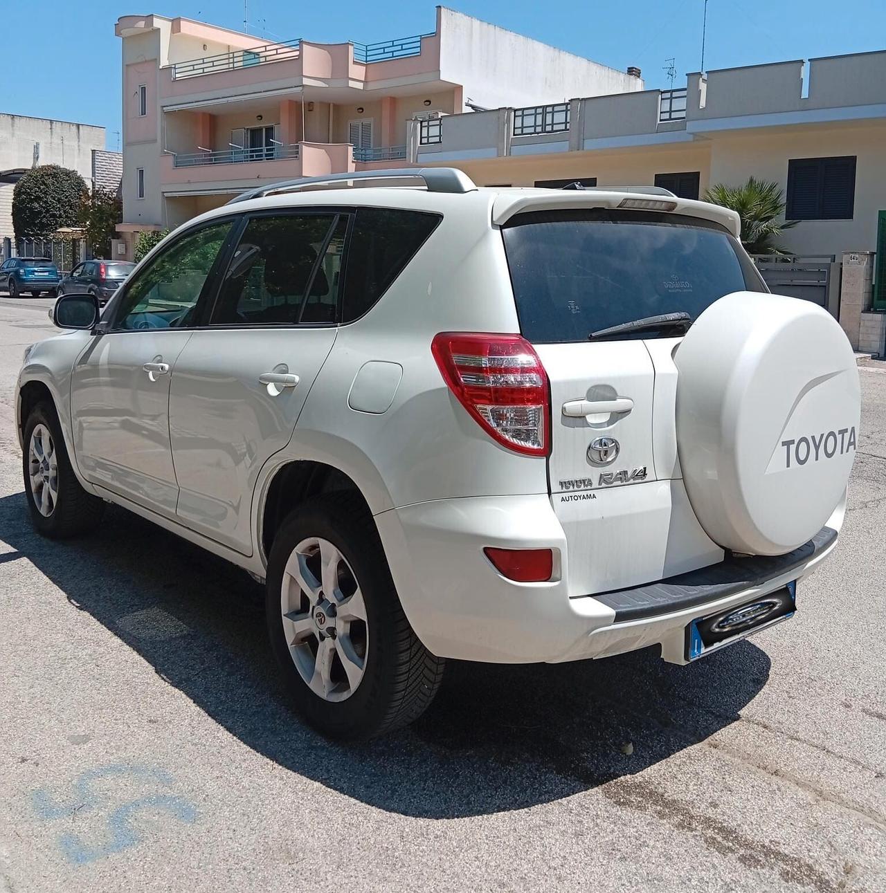 Toyota RAV 4 RAV4 2.2 D-4D 150 CV DPF