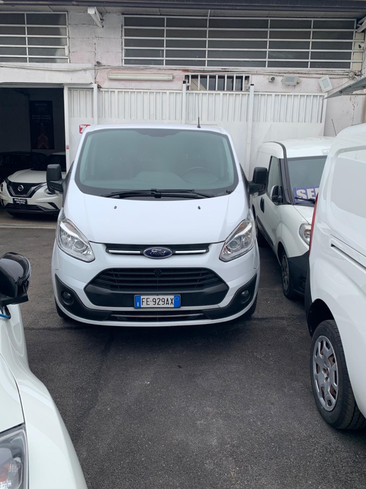 Ford Transit Custom 340 2.0 TDCi 170 PC Furgone Entry