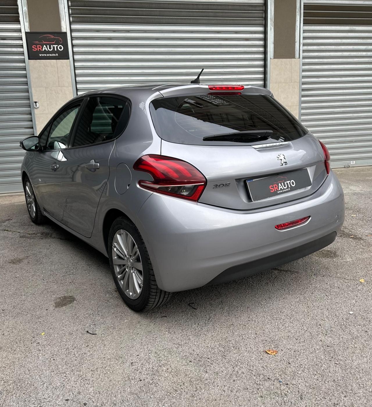 Peugeot 208 1.5 BlueHDi 100cv 5p. Allure