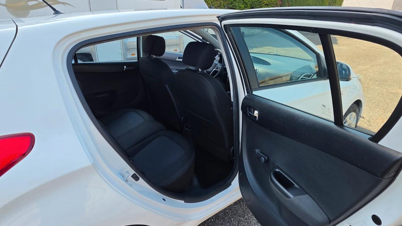Hyundai i20 1.2 5p. Sound Edition
