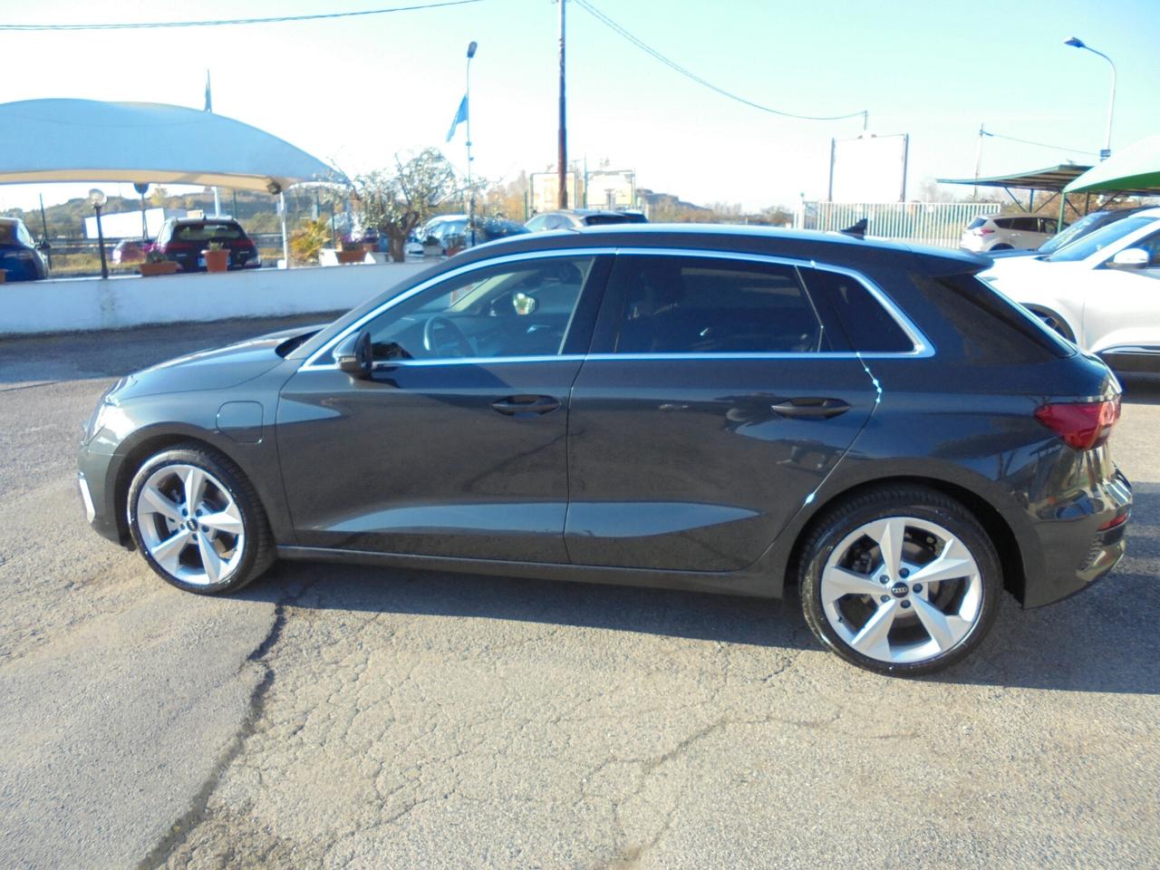 Audi A3 SPB 40 TFSI e S tronic Business Advanced