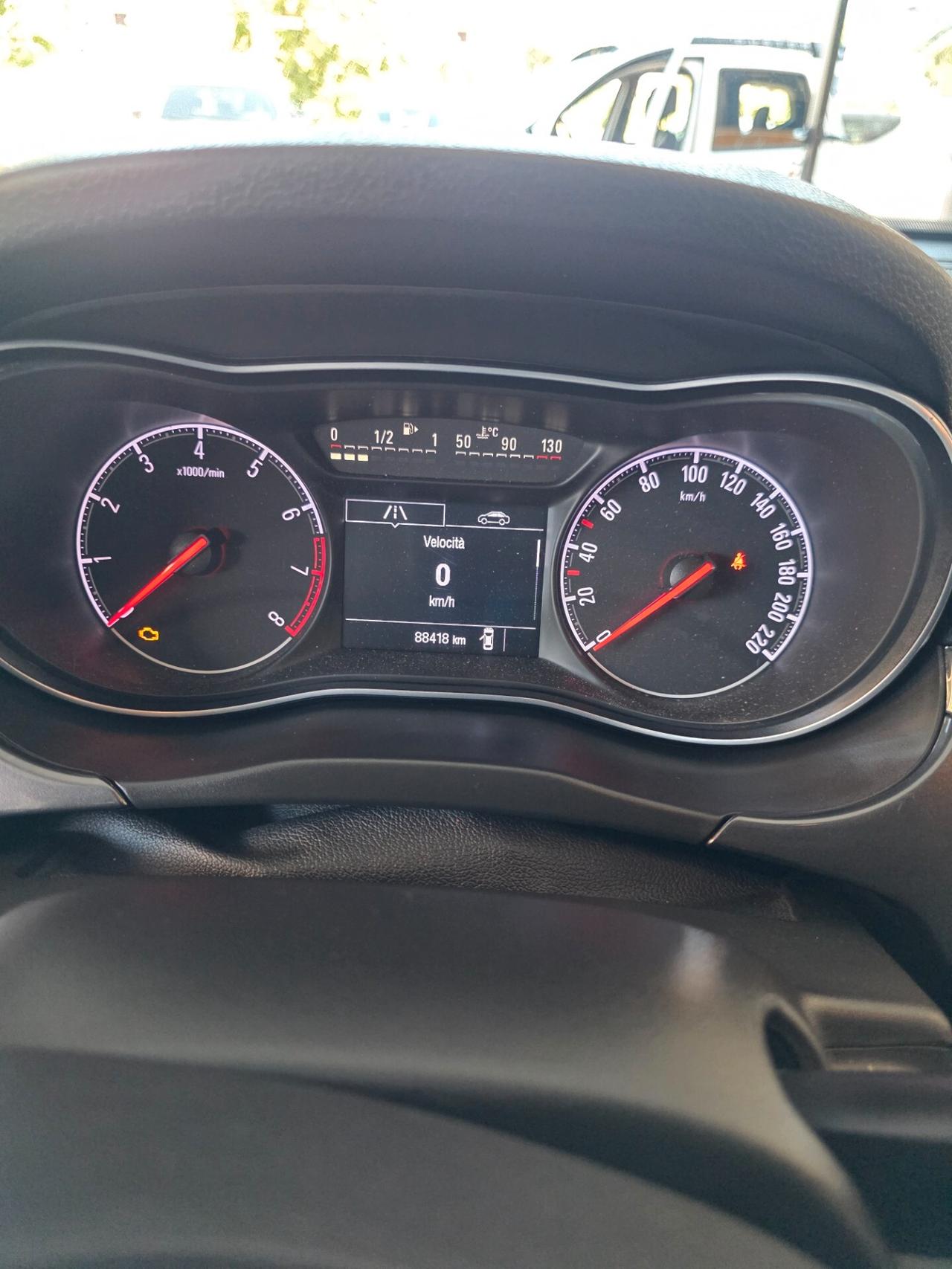 Opel Corsa 1.4 90CV GPL Tech 5 porte Innovation