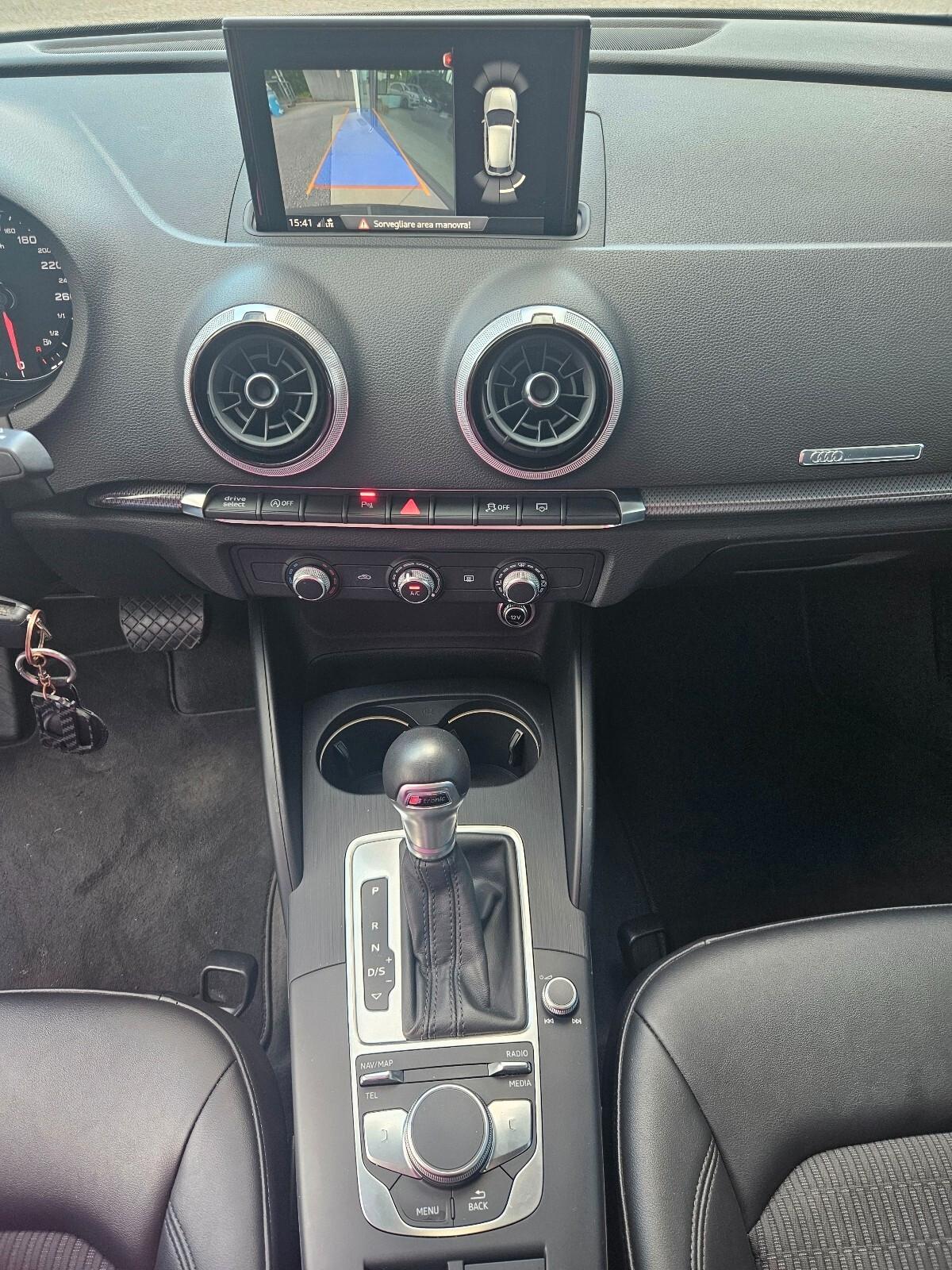 Audi A3 SPB 35 TDI S tronic Design - S-Line