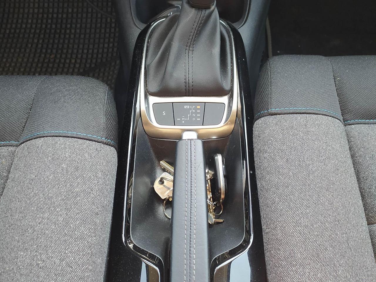 Citroen C4 Cactus Shine 1.5 Blue HDi 120 #11970