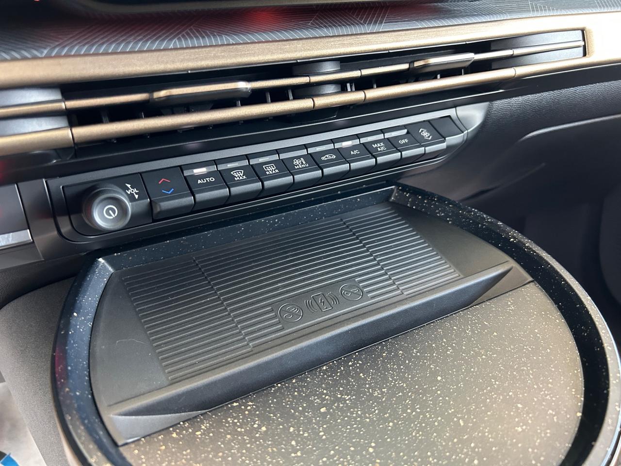 Lancia Ypsilon Hybrid e-DCT LX Neopatentati