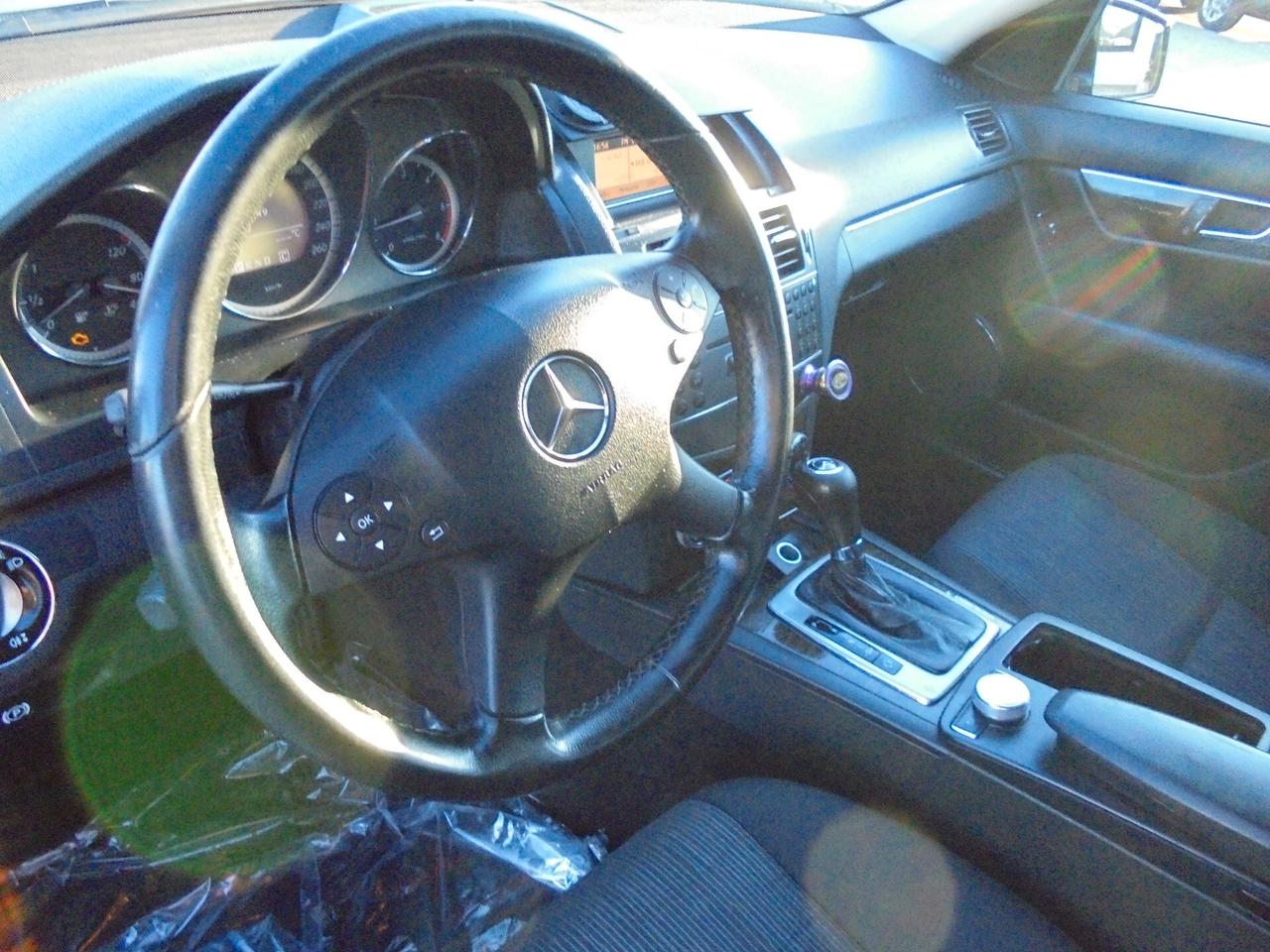 Mercedes-benz C 220 CDI BlueEFFICIENCY Elegance