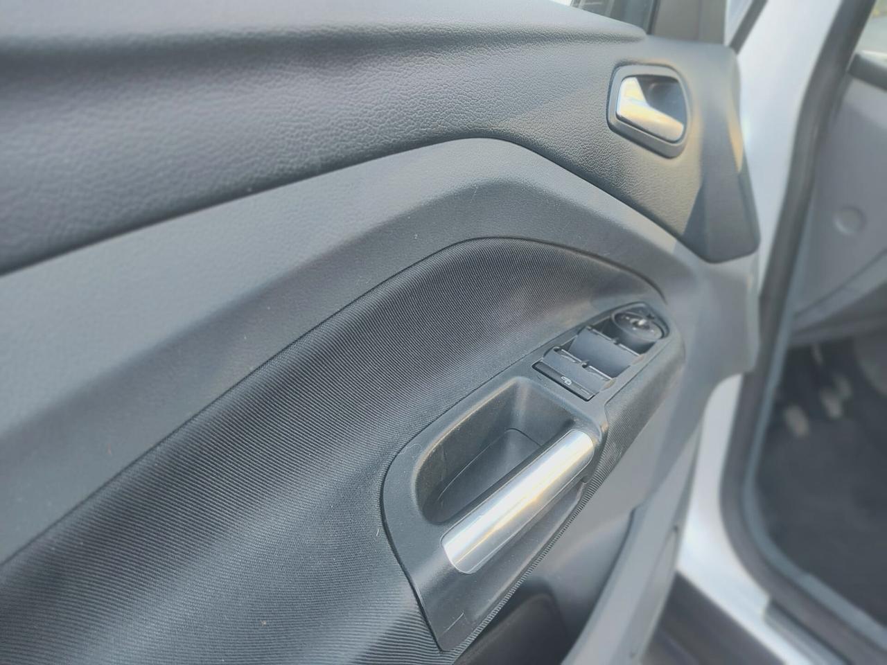 Ford C-Max 1.6 120CV GPL Titanium
