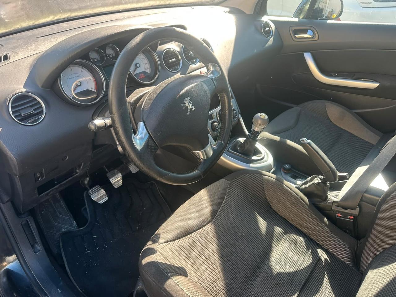 Peugeot 308 2.0 HDi 5p. - molti lavori eseguiti in fattura - 2200 euro