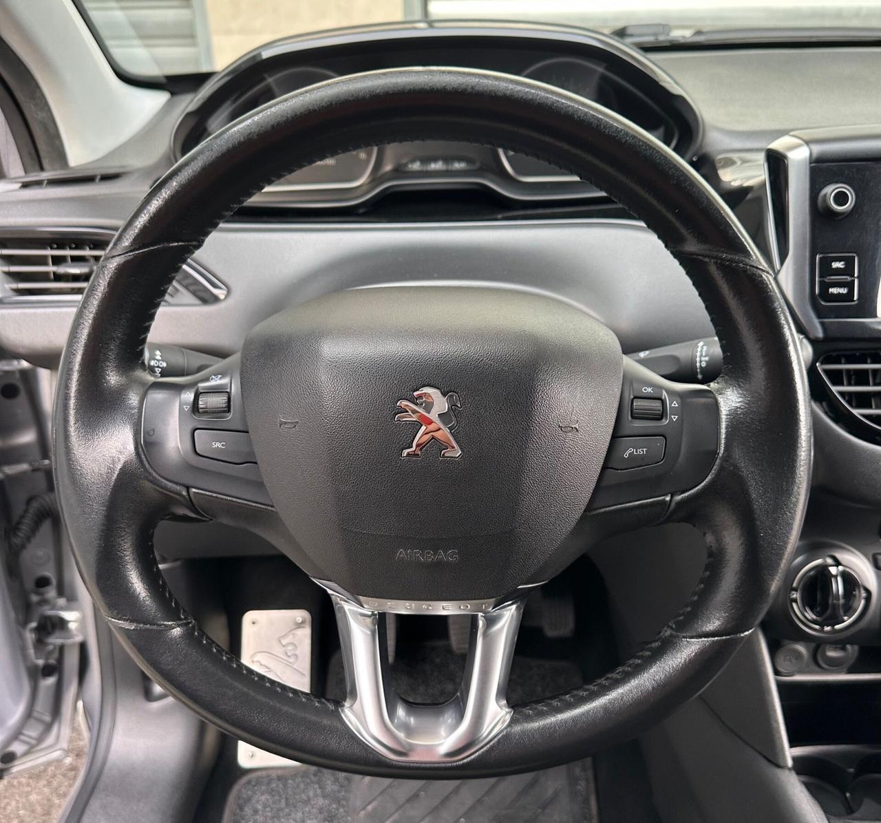 Peugeot 208 1.5 BlueHDi 100cv 5p. Allure