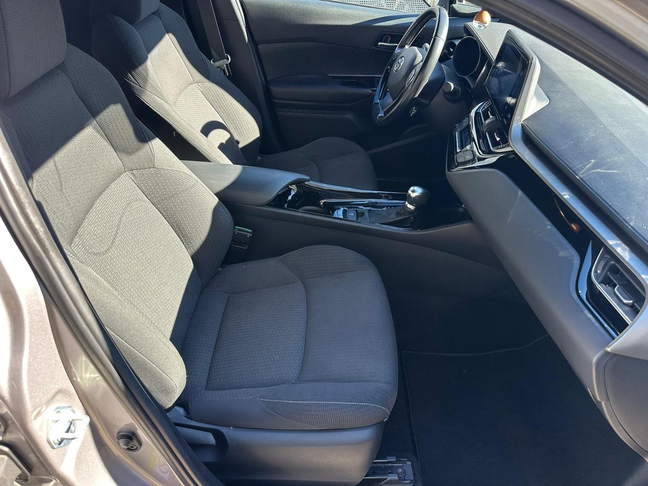 Toyota C-HR 1.8 Hybrid E-CVT Style