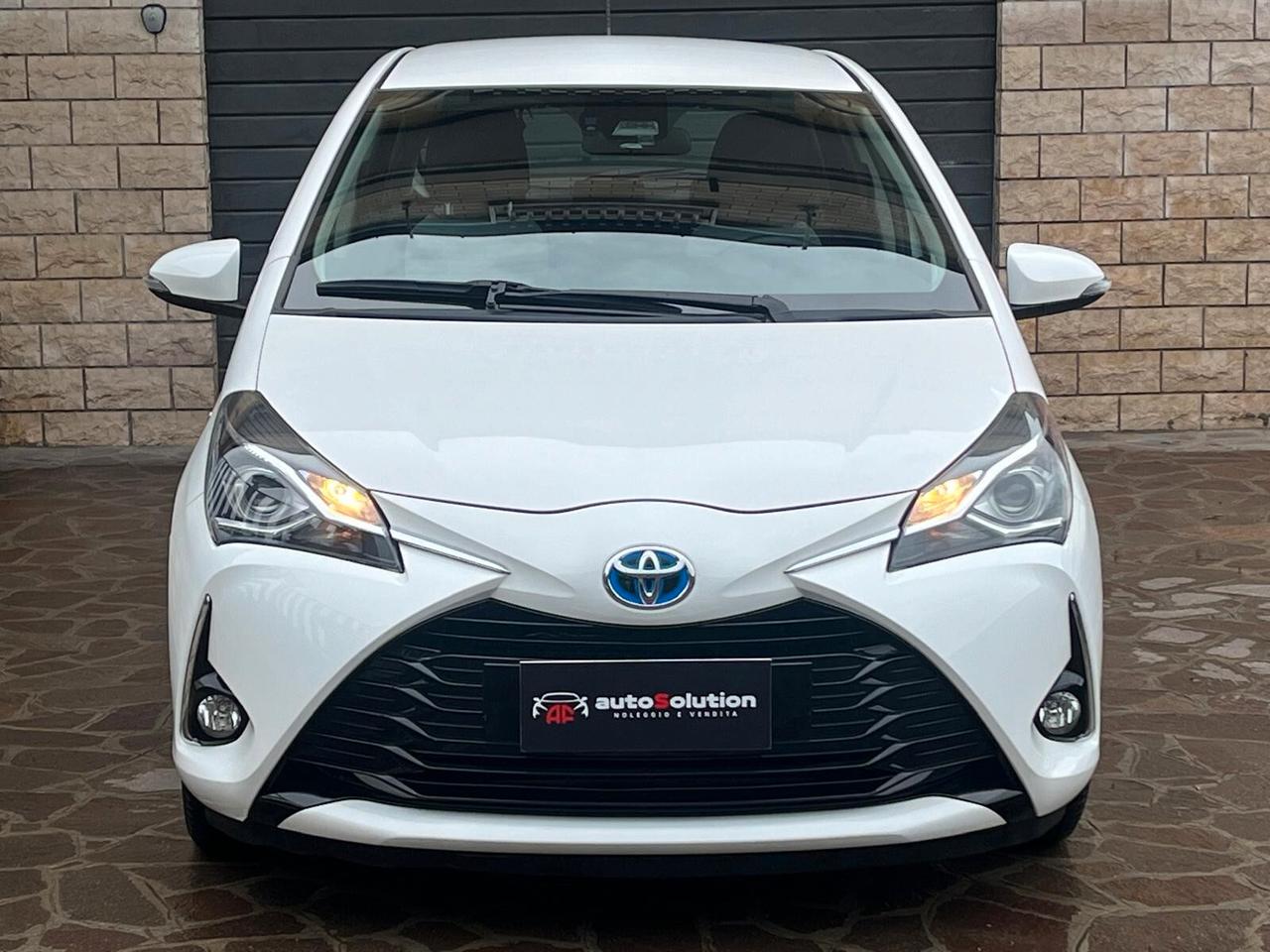 Toyota Yaris 1.5 Hybrid 5 porte Business